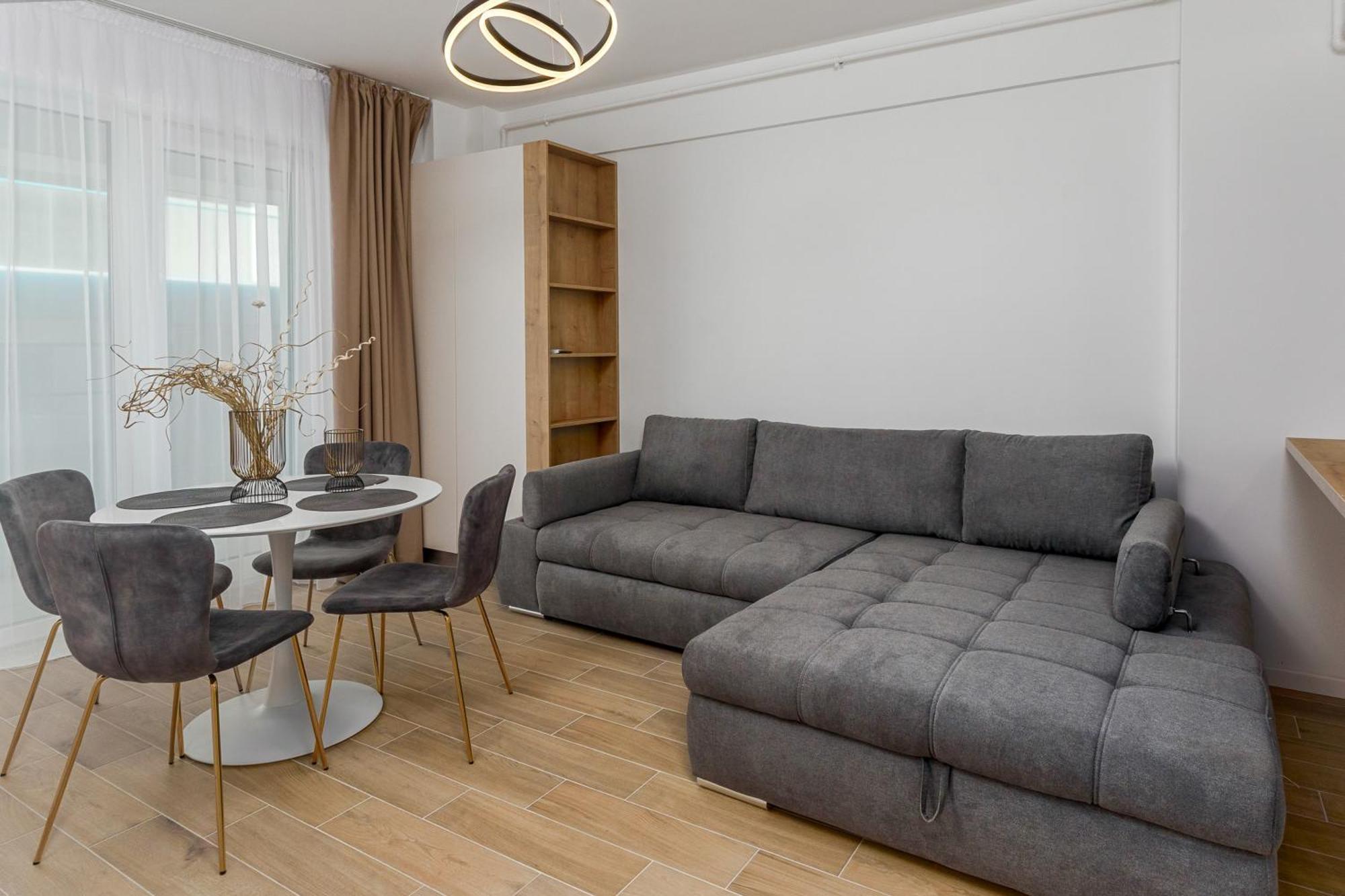 Azzurro Beachfront - Sea View Appartement Năvodari